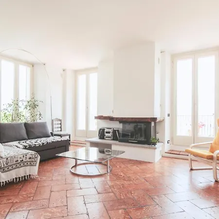 Apartment La Perla Del